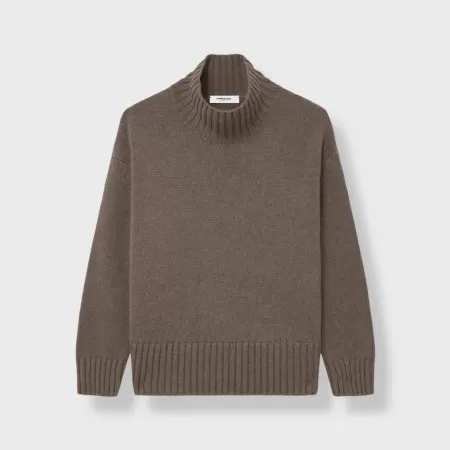 Cashmere Turtle Neck Sweater Brown Cashmere Turtle Neck Sweater Brown