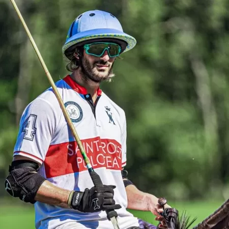 Pair of right hand gloves Pair of right hand gloves